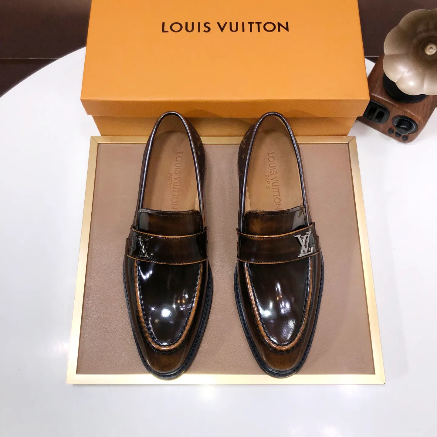 Men's shoes💰460💰【LOUIS VUITTON】(sheepskin lining) new cowhide LV formal shoes🎩🎩❗️🆘made one to one at the counter🎩original quality, imported cowhide upper➕full sheepskin lining➕original rubber outsole, {high quality visible}👣Size: 38-45 (45 custom-made)